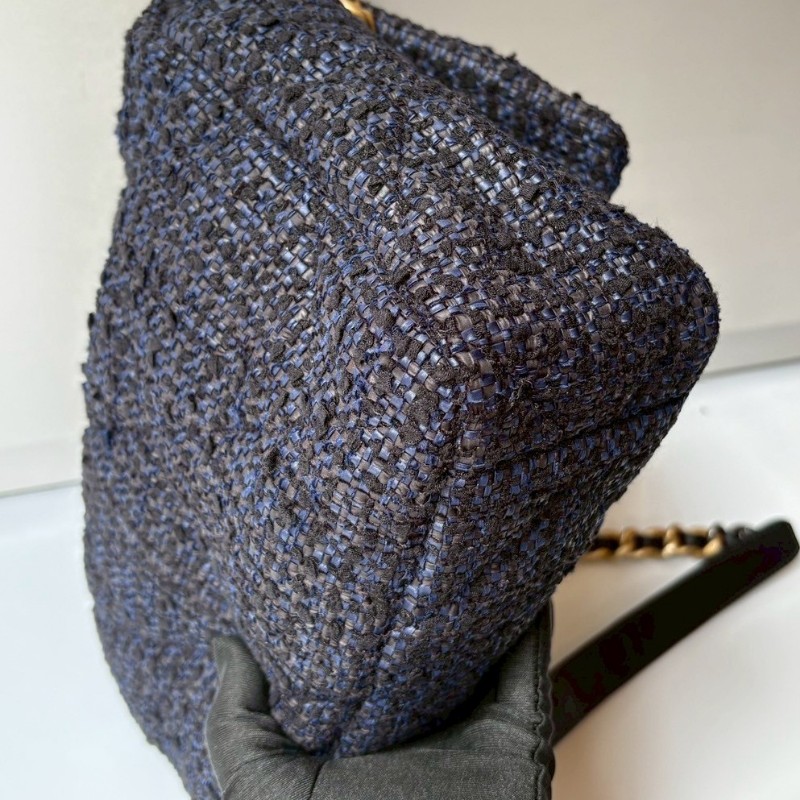 Chanel 鍊帶深藍黑軟呢布19包 30-9