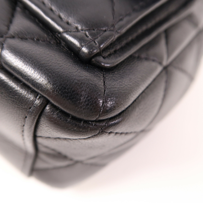 CHANEL 羊皮皮革Mini Backpack金扣背包-9