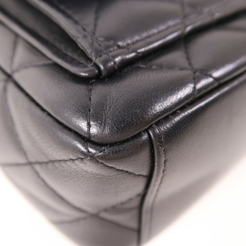 CHANEL 羊皮皮革Mini Backpack金扣背包-10