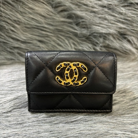 CHANEL AP1789 19 MINI 黑色羊皮金釦 三折 短夾 皮夾 零錢包 信用卡夾 錢包
