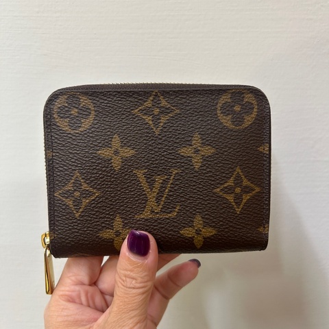 Lv 原花金釦ㄇ拉零錢卡包 M60067
