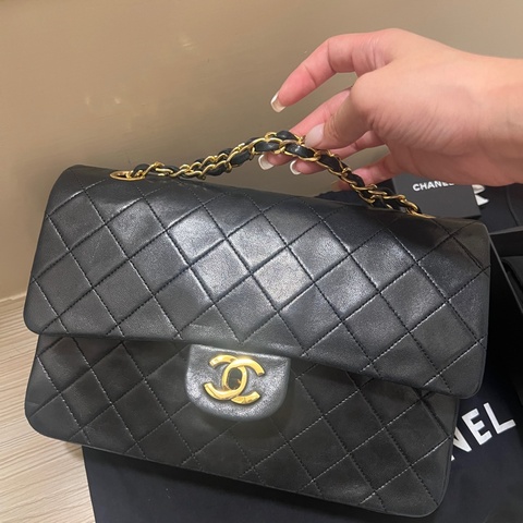 香奈兒 黑金羊皮cf 中古款