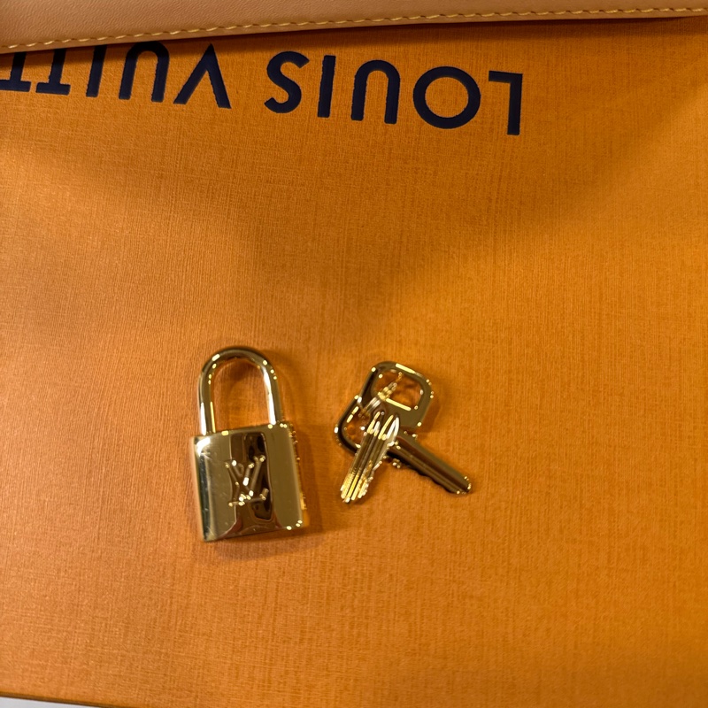 LV Alma 老花貝殼bb  M46990 全新  ‼️晶片款-全配‼️-11