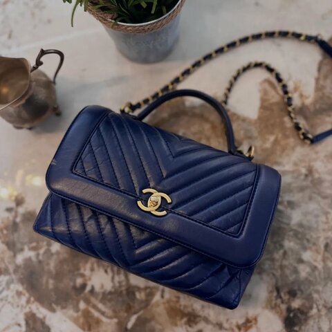 Chanel 深藍色V紋手提翻蓋鏈條包