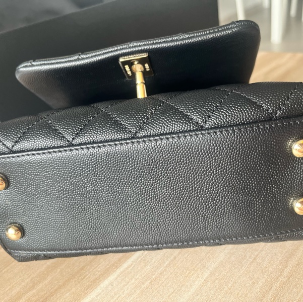 Chanel mini/ coco handle/black caviar膠膜未撕全配-8