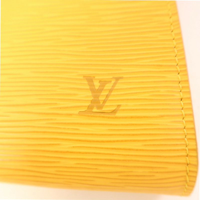 LOUIS VUITTON Epi Pochette Accessoires Pouch金扣手挽袋-7