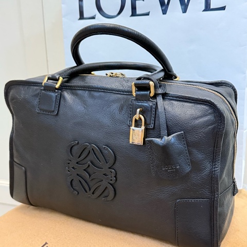 原廠正品 LOEWE AMAZONA 黑色小牛皮包 豆腐包 小方包 枕頭包