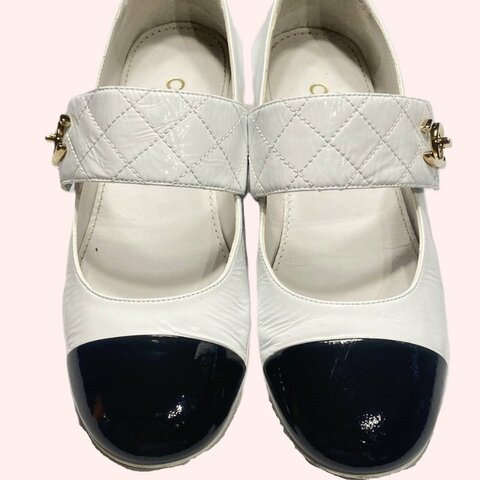 Chanel Mary Janes 38號