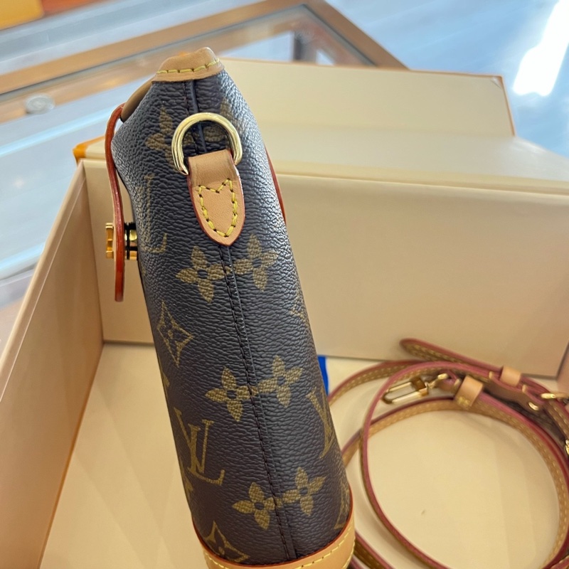 LV路易威登Fold Me薯條包-2