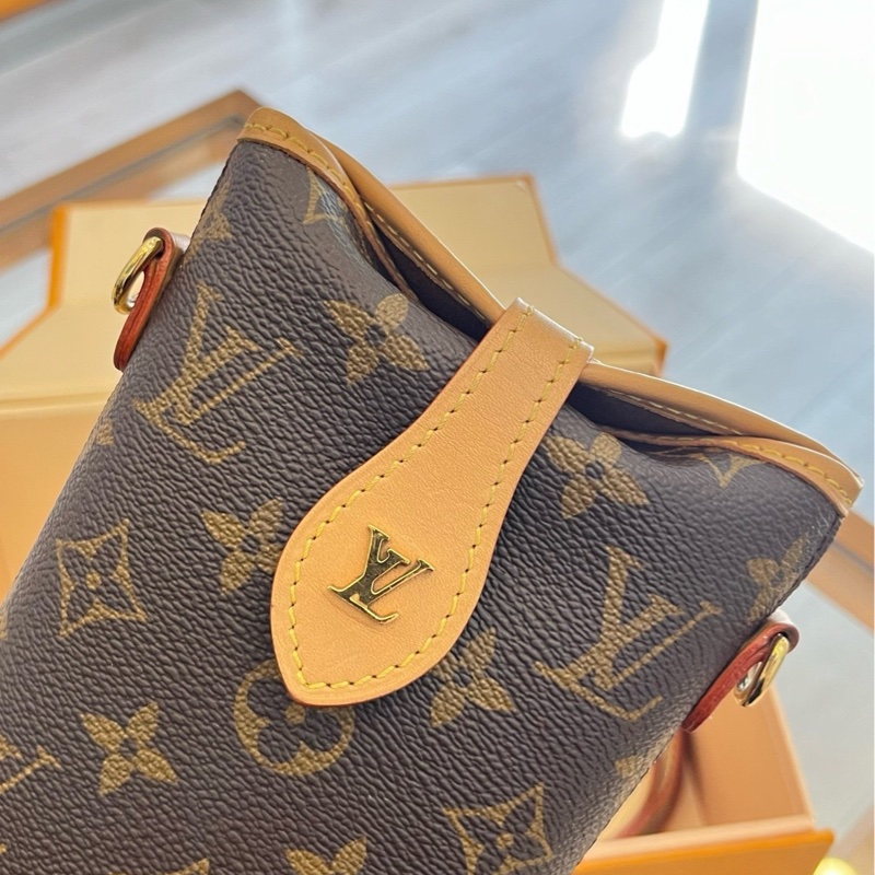 LV路易威登Fold Me薯條包-6