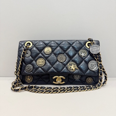 CHANEL/香奈兒 CC Medals 黑色金扣獎牌徽章cf鏈條包，油蠟皮