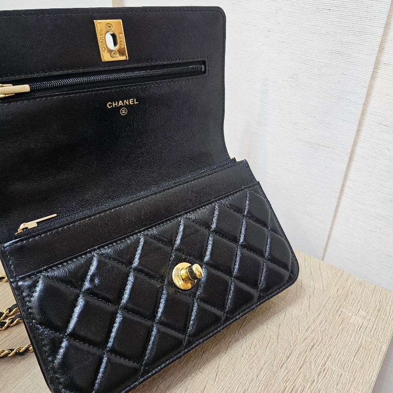 [限定甜出❣️] Chanel黑金菱格6卡肩斜背WOC-8
