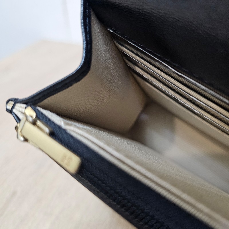 [限定甜出❣️] Chanel黑金菱格6卡肩斜背WOC-15