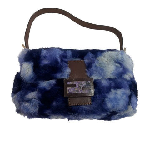 FENDI 稀有瀨兔毛琺瑯扣法棍包
