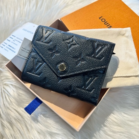 LV Victorine黑壓紋短夾