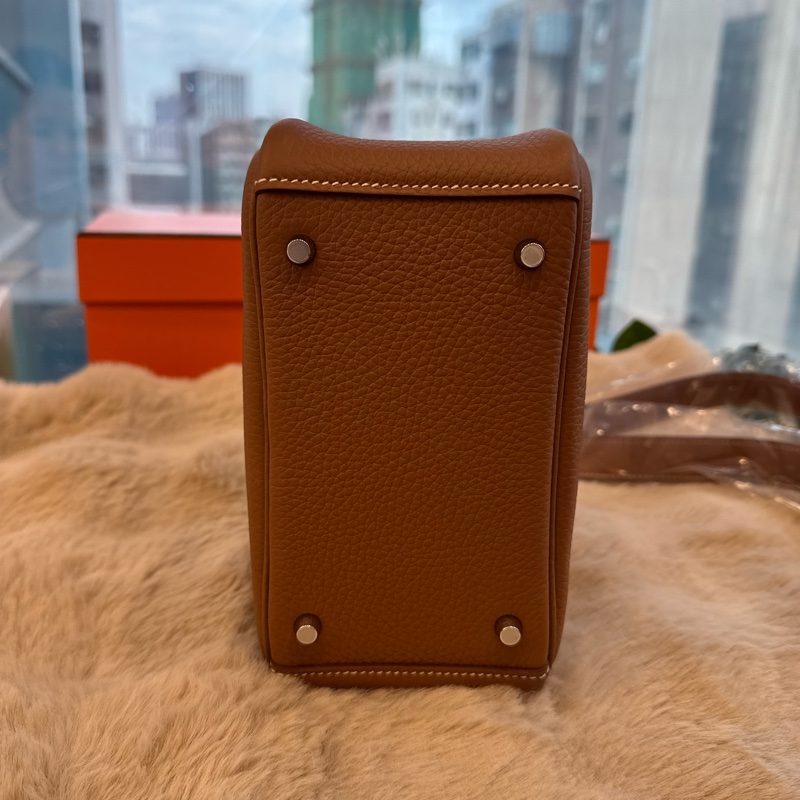 HERMES Minilindy 金棕銀釦 tc皮 stamp w-8