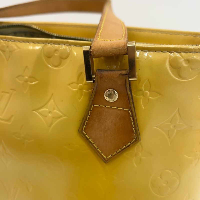LV鵝黃色漆皮手提包-5