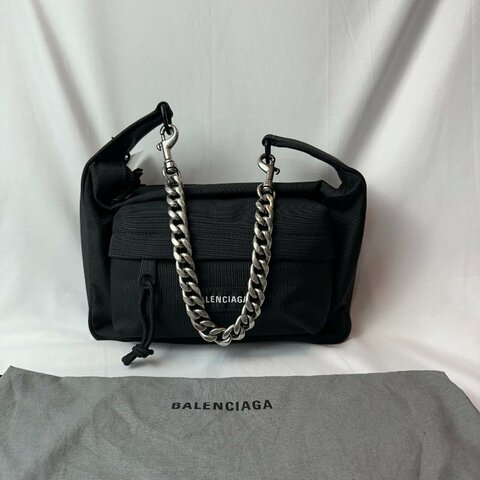 現貨 全新專櫃品 BALENCIAGA銀鏈便當包