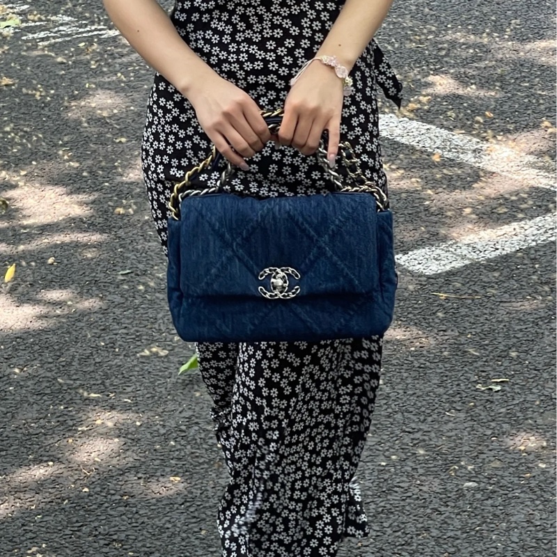 🈶購證 #22萬入手 #閒置絕版收藏 香奈兒19bag牛仔銀扣小號 芯片款-7