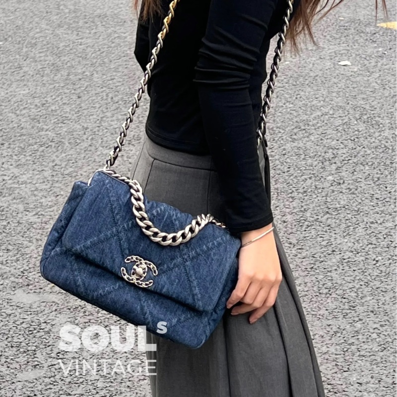 🈶購證 #22萬入手 #閒置絕版收藏 香奈兒19bag牛仔銀扣小號 芯片款-11
