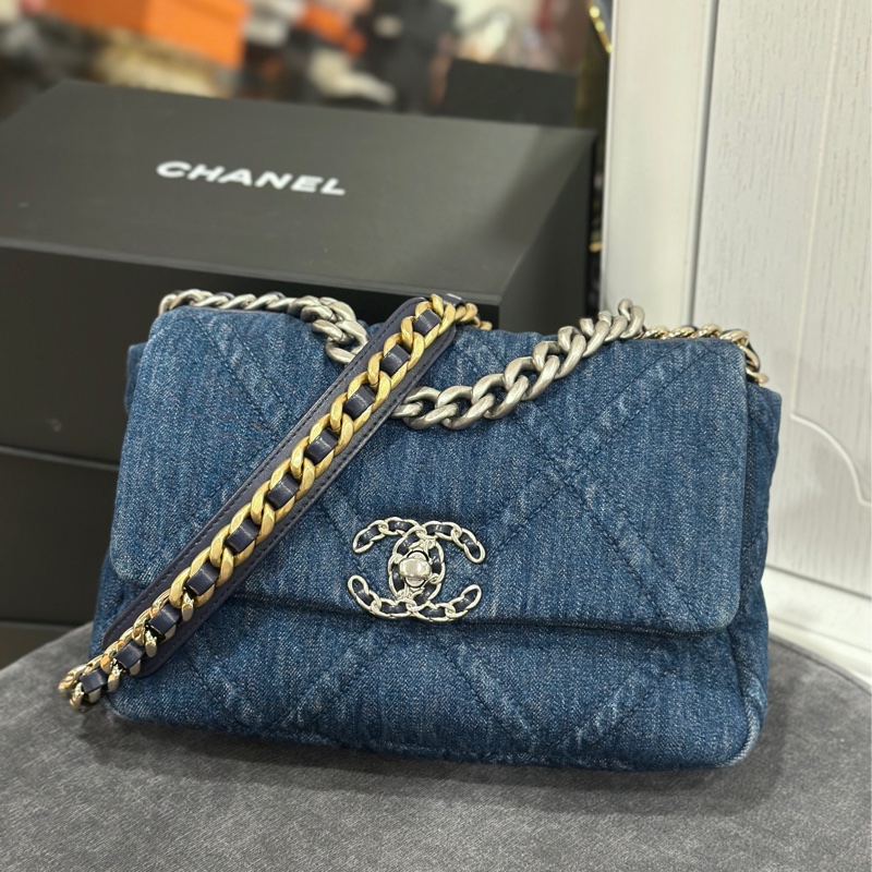 🈶購證 #22萬入手 #閒置絕版收藏 香奈兒19bag牛仔銀扣小號 芯片款-13
