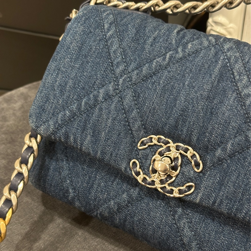 🈶購證 #22萬入手 #閒置絕版收藏 香奈兒19bag牛仔銀扣小號 芯片款-16