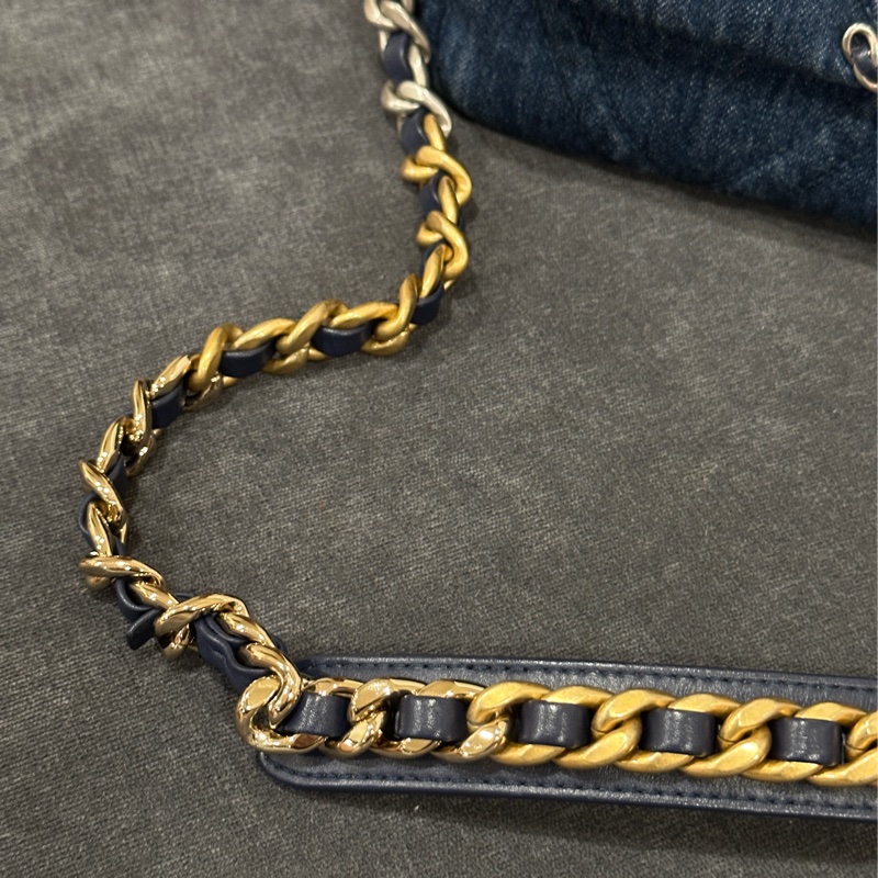 🈶購證 #22萬入手 #閒置絕版收藏 香奈兒19bag牛仔銀扣小號 芯片款-26