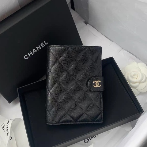 全新代購！大全套25年票！香奈兒Chanel 25s 黑色荔皮牛皮金釦護照夾 護照套