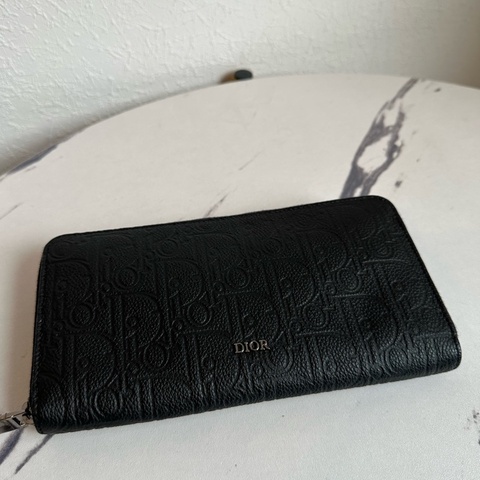 Dior 壓紋長夾 好質感