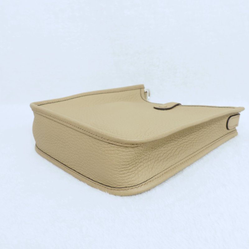 閒置新品 Hermes Mini Evelyne 8Q Beige Marfa 愛馬仕伊芙蓮 馬爾法米色銀扣-15