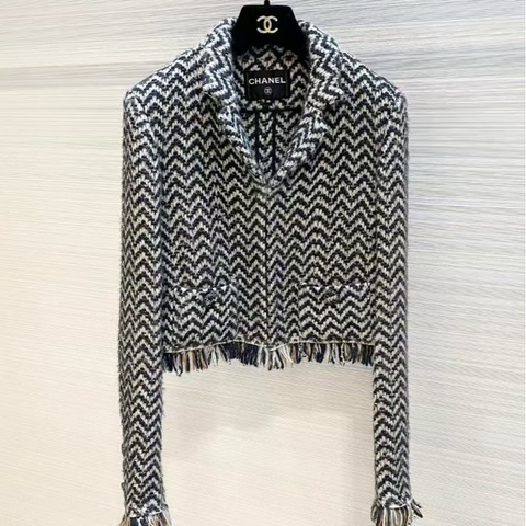 ⭐️ Chanel Jacket 外套