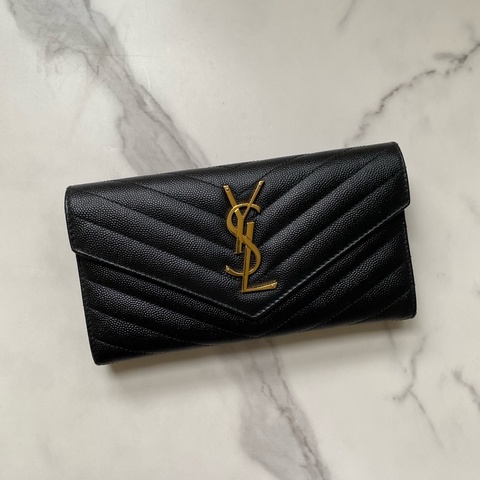YSL 魚子醬長夾金標 ✨ #小資女可以衝#情人節禮物首選#撿便宜就這次#誠🉑小議
