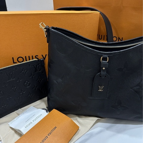 LV CARRYALL PM黑皮革壓紋肩背斜背包