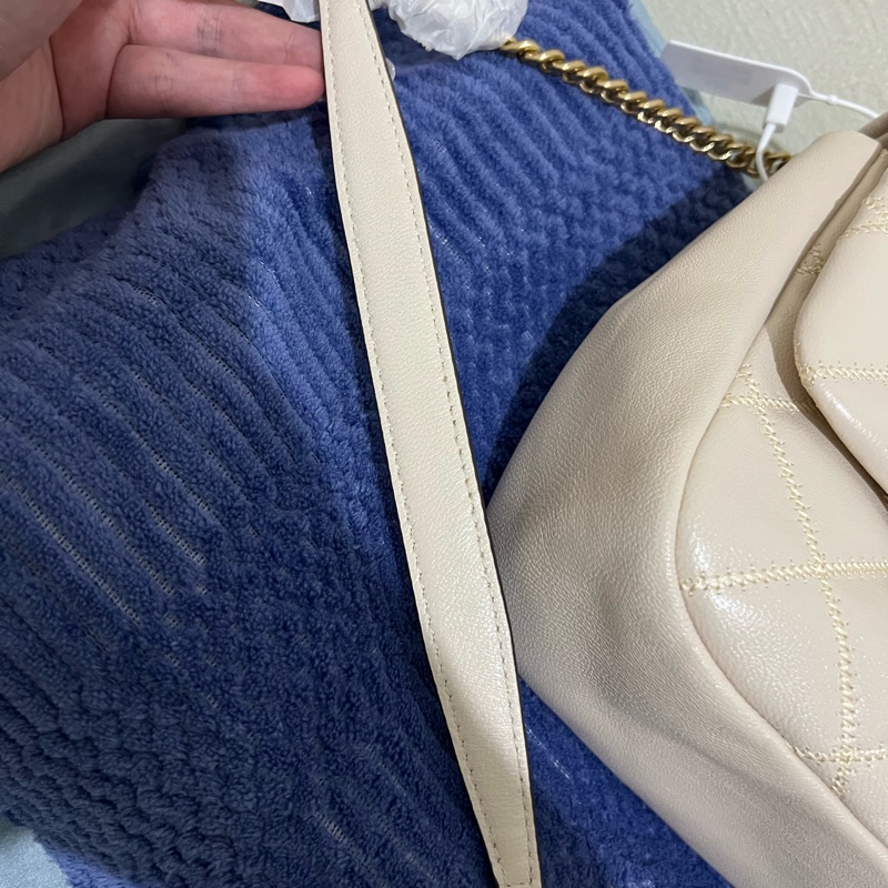 全新Tory Burch Willa系列油蠟羊皮肩背包-19