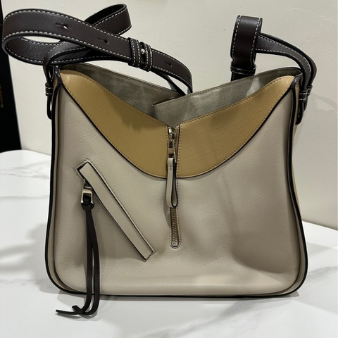 Loewe 小號吊床包