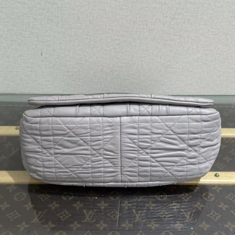 DIOR 金扣皺褶菱格紋肩背腋下hobo包 29*20*12 98新-3