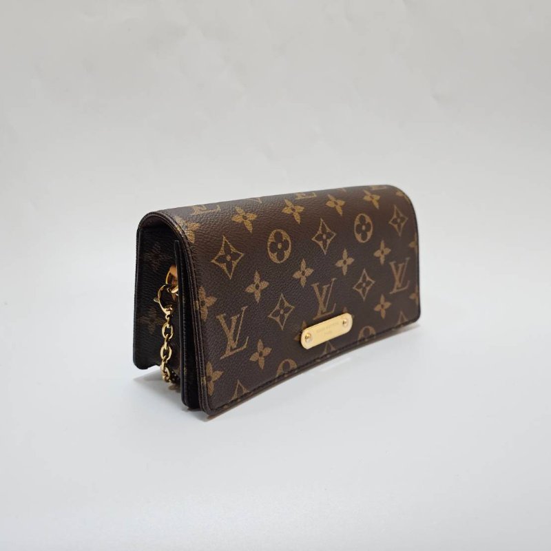 LV 原花金釦下蓋Lily WOC側背包M82509-1