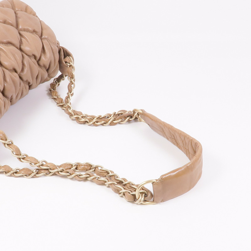 CHANEL 牛皮皮革Bubble Quilt Flap Bag金扣鏈帶肩背袋-8