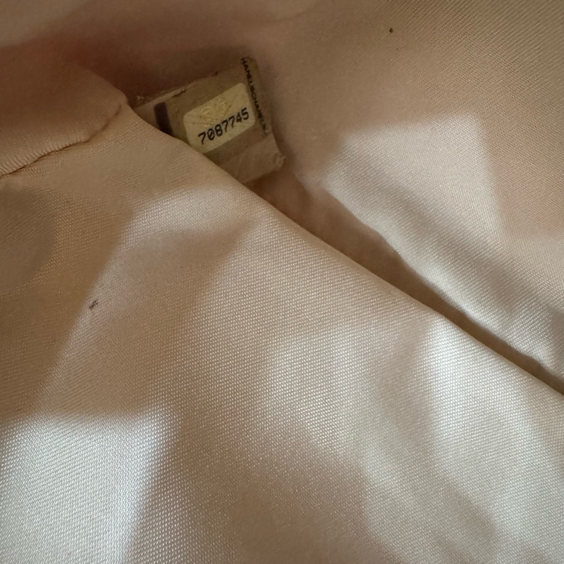 CHANEL 冰磚奶茶皮革手提化妝包-12