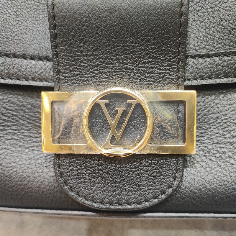 Louis Vuitton Dauphine Soft MM-13