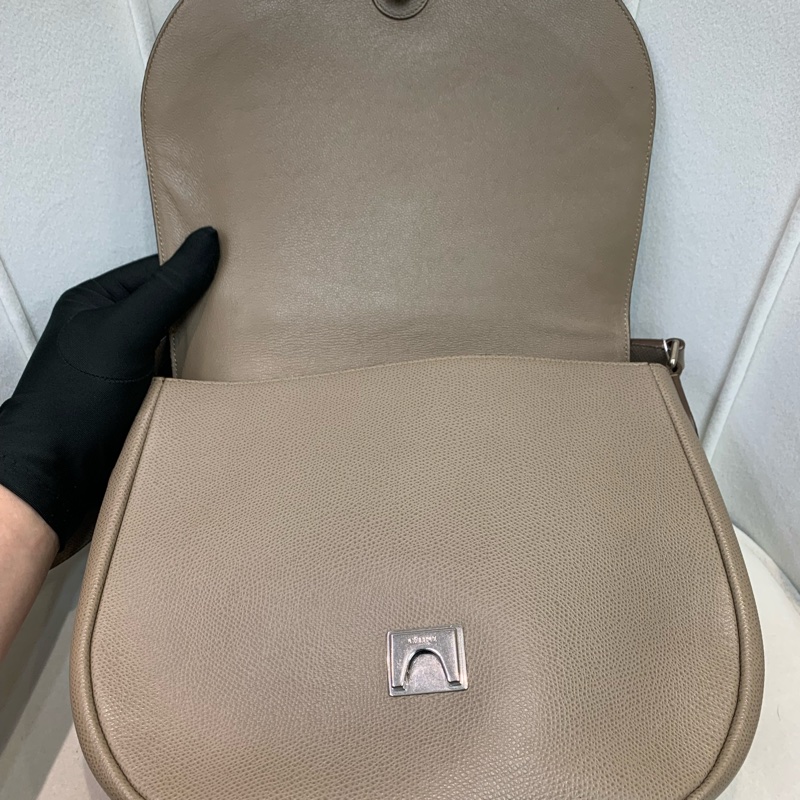 Celine 大象灰經典馬鞍 斜背包 XB570-27