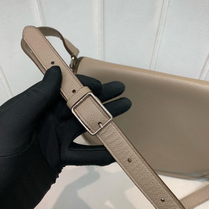 Celine 大象灰經典馬鞍 斜背包 XB570-50