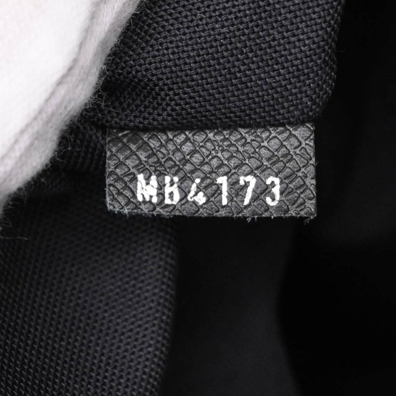 LOUIS VUITTON Neo Kendall Taiga 波士頓包 黑色皮革 (M32611)-12