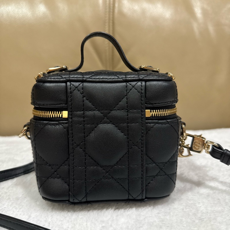 Lady Dior 微型化妝包 黑色 Cannage 籐格紋羊皮-7