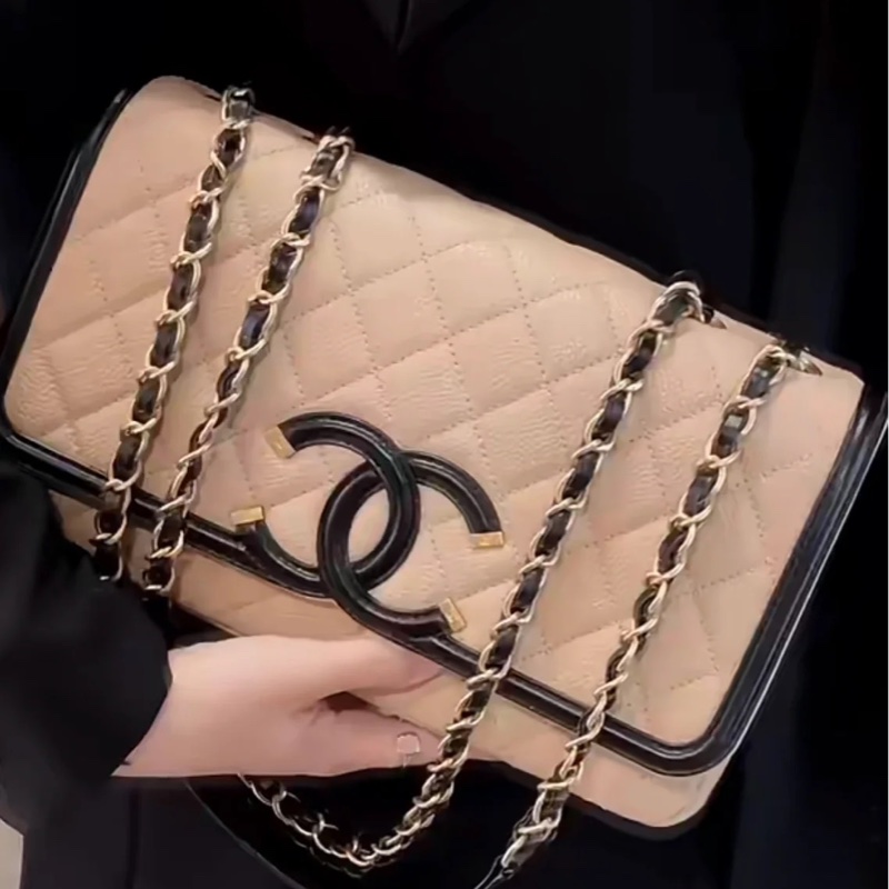 限量售出🆕Chanel奶茶色黑框vanity雙C logo斜挎單肩鏈條包😍-3