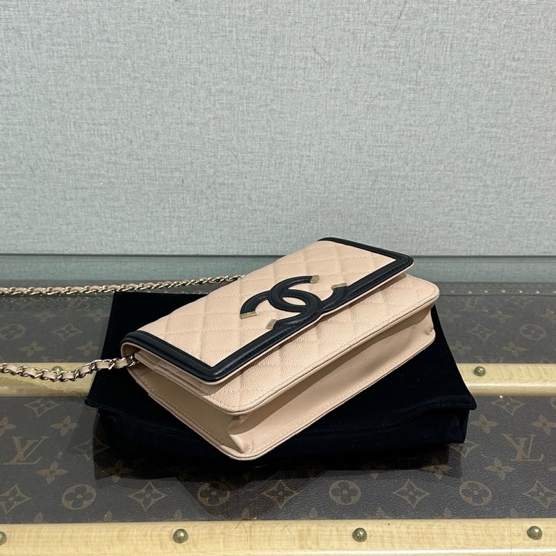 限量售出🆕Chanel奶茶色黑框vanity雙C logo斜挎單肩鏈條包😍-7