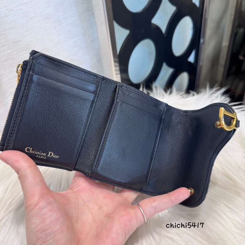 Dior Saddle 藍緹花布三折短夾-5
