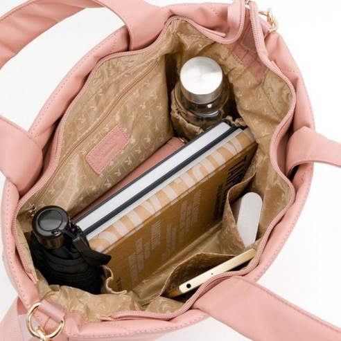 原價3680 全新playboy Air系列多功能可斜背摩登輕盈空氣包手提包斜背包側背包-4