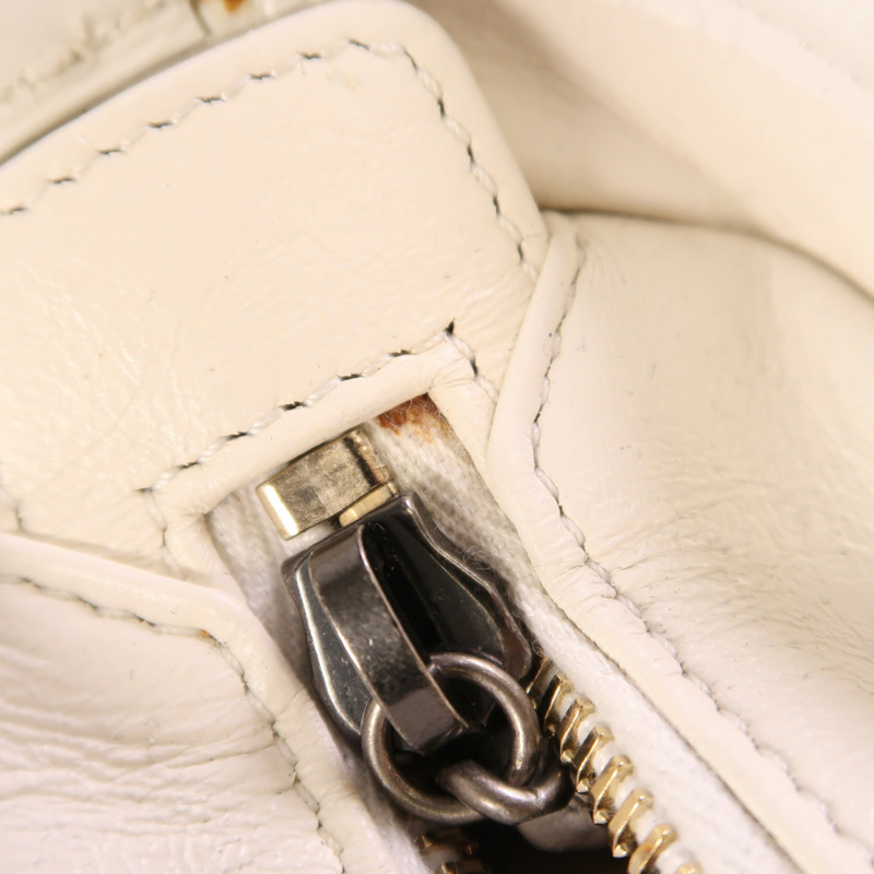 CHANEL 羊皮皮革Gabrielle Small鏈帶肩背袋-15