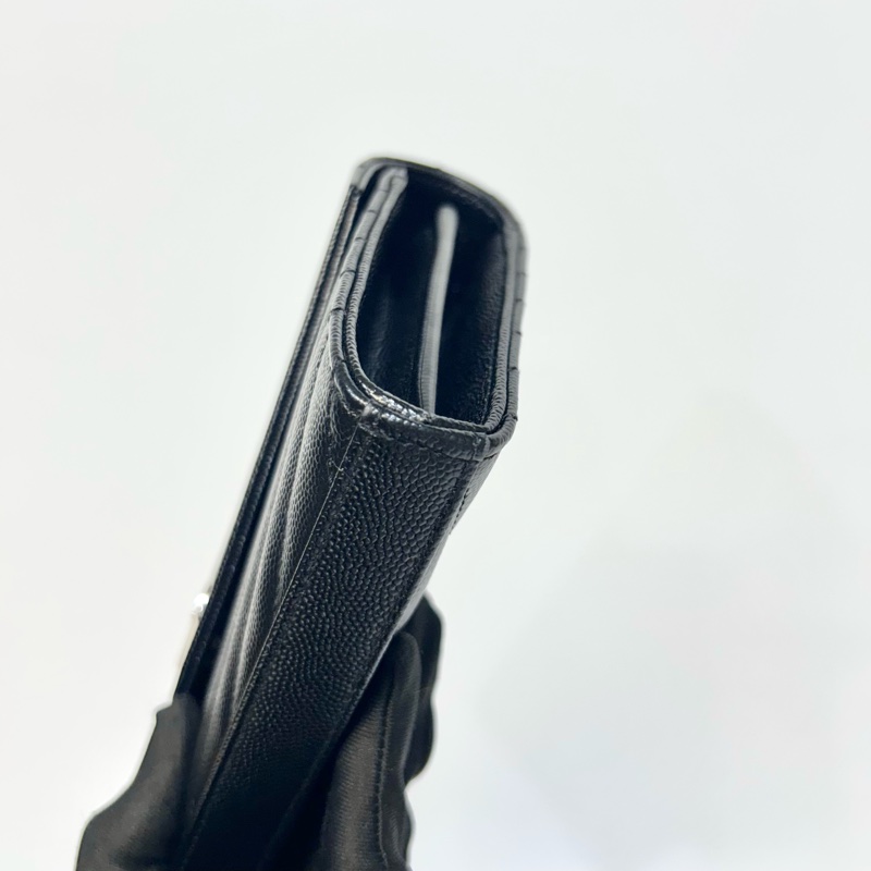 YSL黑金荔紋牛皮V型紋下蓋20卡WOC斜背包377828-6